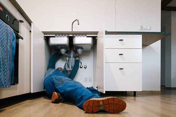 Professional Plumbing technician working in Belden, MS